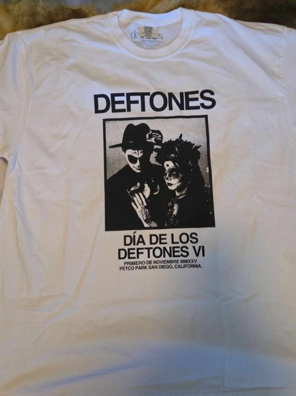 White Graphic Deftones Band Tee - Día de Los Deftones VI